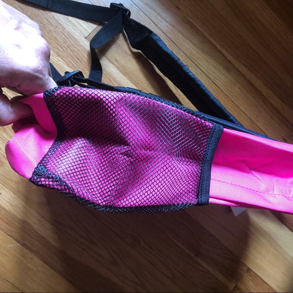 🌸🌸 Hot Pink Backpack 🌸🌸 - Picture 2 of 5